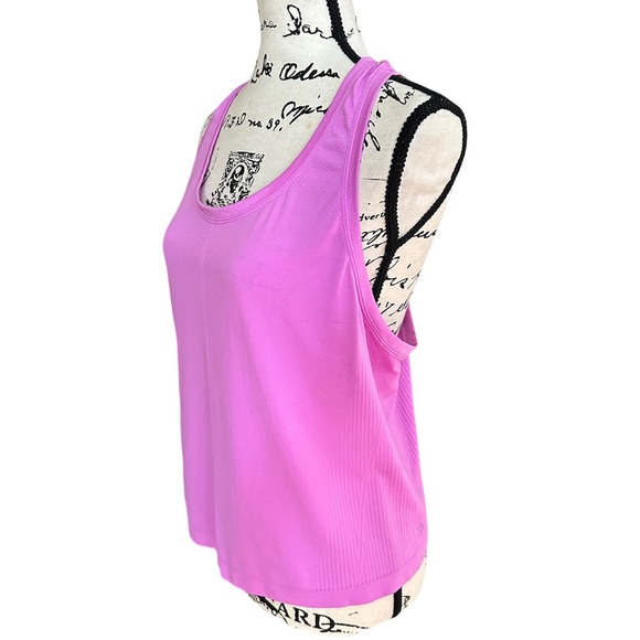NWT All in Motion Lavender Pink Sleeveless Racerback Tank Size L - Picture 3 of 6